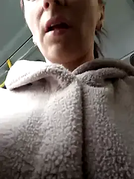 Brilliant-Queen1's Thumb Image