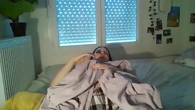 Cerisee04's Thumb Image