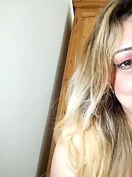 indilasixeey's Thumb Image