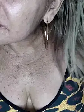 Kasandra_Ho's Thumb Image