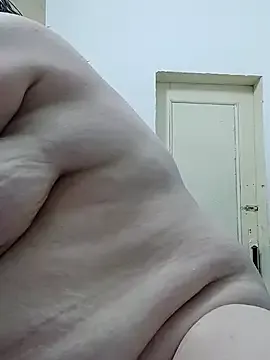 Kiss_Eva's Thumb Image