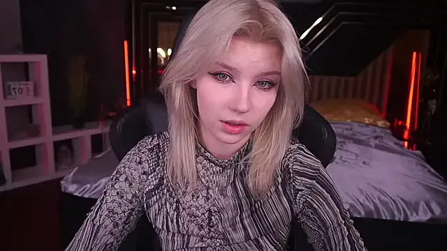 SelenaIris's Thumb Image