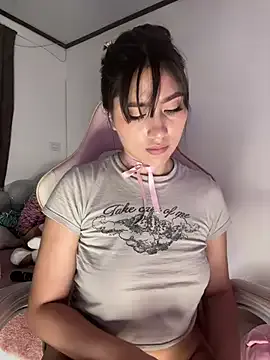 Tsuki-moon's Thumb Image